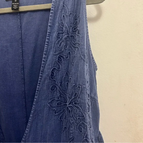 Gretty Zueger Embroidered Wrap Dress - Picture 9 of 14